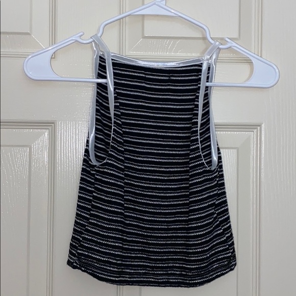 Urban Outfitters Cropped Tank Top - Picture 2 of 3